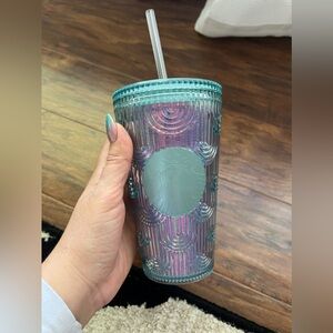 Chameleon design Starbucks small cup